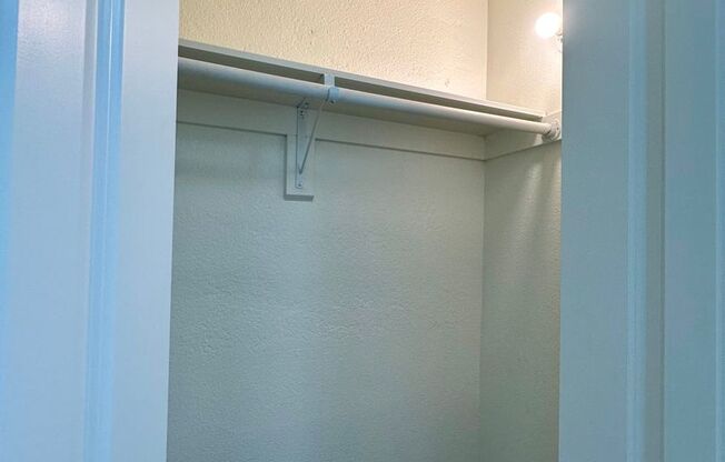 Studio, 1 bath, 166 sqft, $1,800, Unit 224