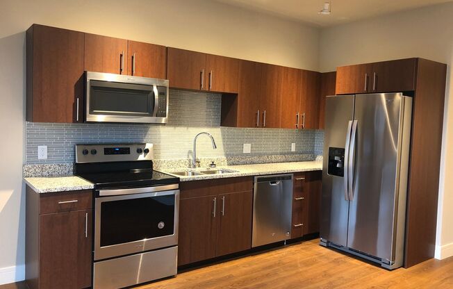 1 bed, 1 bath, 747 sqft, $1,700, Unit 803