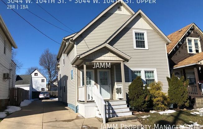 3044 W 104 ST