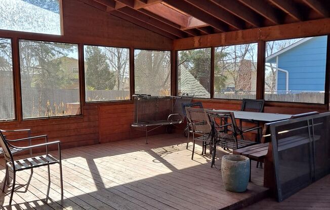 ALL PROSPECTIVE TENANTS MUST SUBMIT A $58 NON-REFUNDABLE APPLICATION FEE PER APPLICANT ONLINE AND BE PRE-QUALIFIED PRIOR TO ANY SHOWINGS