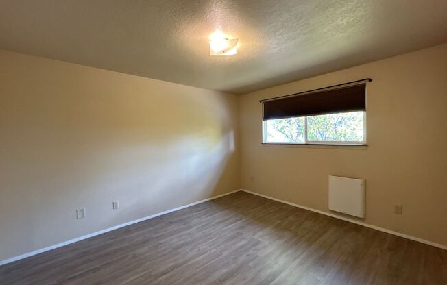 2 beds, 1 bath, $2,045