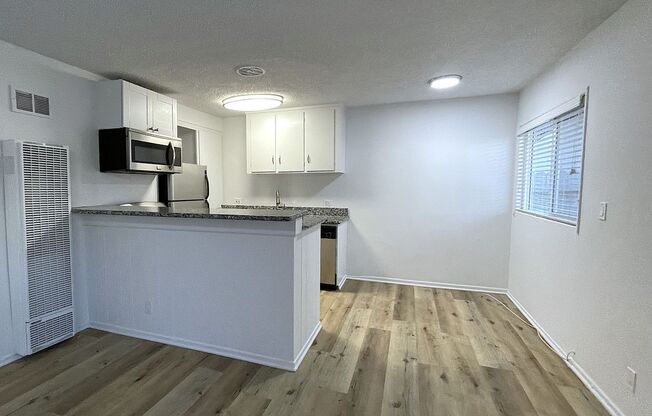 1 bed, 1 bath, $1,995, Unit 020#04