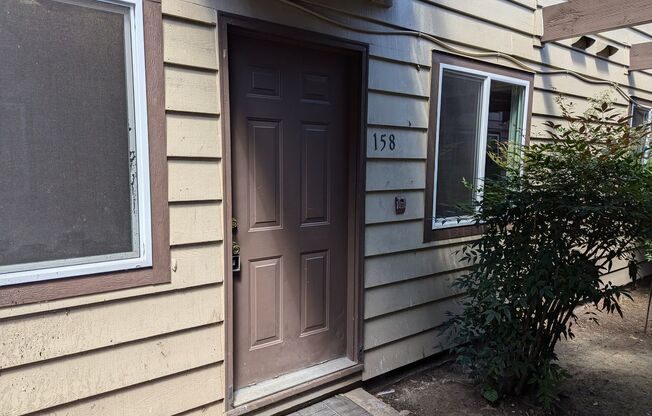 132 168 SUNSET AVE N