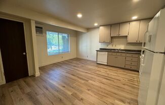 1 bed, 1,200 sqft, $600