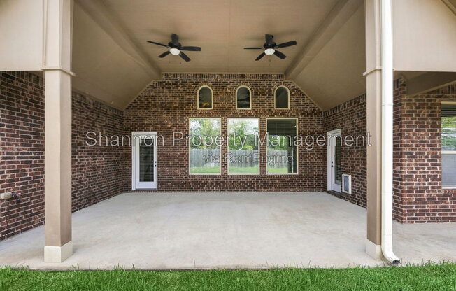 4 beds, 3.5 baths, 3,468 sqft, $3,195