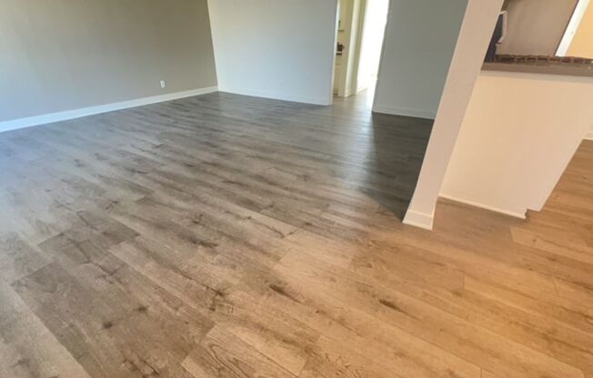 2 beds, 1 bath, 1,100 sqft, $2,568, Unit 241-40