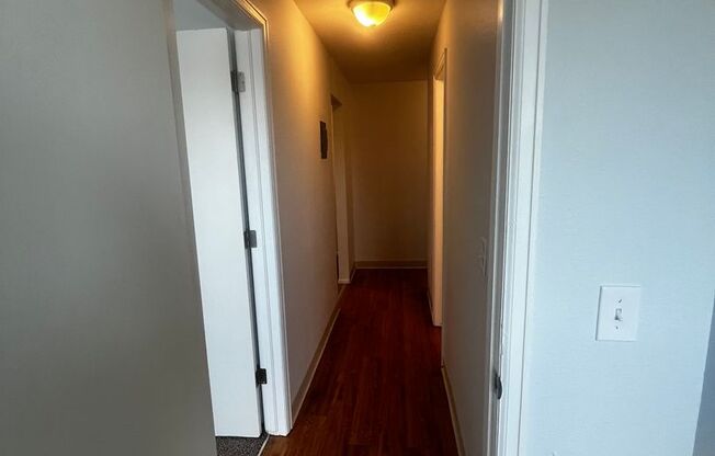 2 beds, 1 bath, $1,495