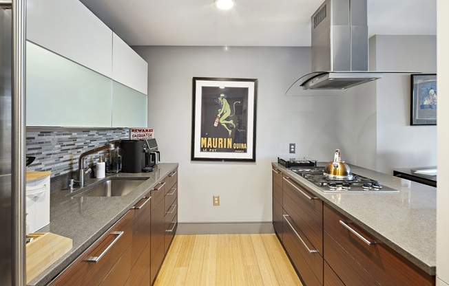 2 beds, 1.5 baths, 1,609 sqft, $6,500, Unit 909