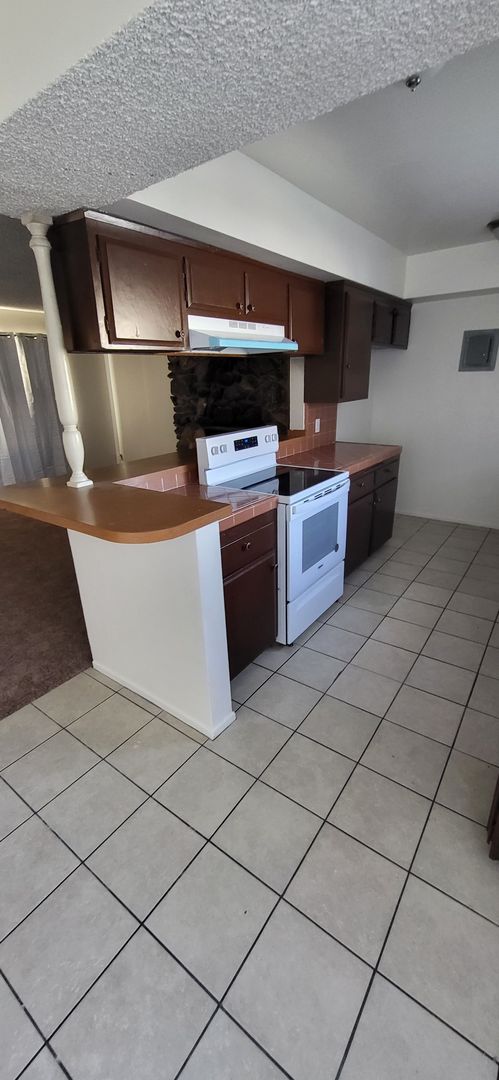 3550 Lynwood