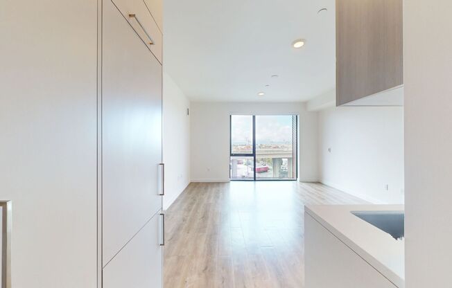 Studio, 1 bath, 463 sqft, $1,750, Unit 610