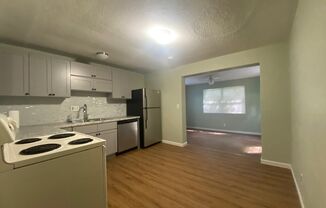 2 beds, 1 bath, $1,700