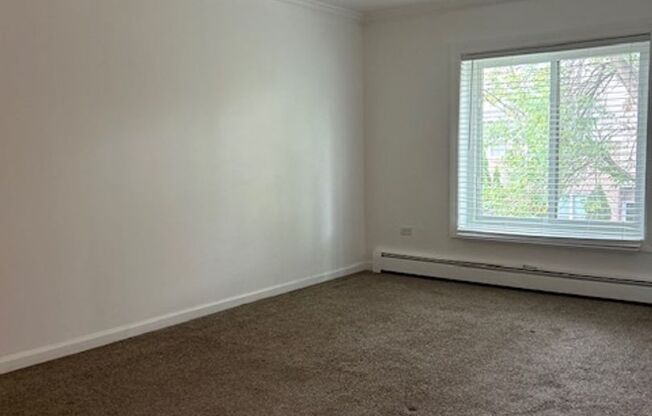 2 beds, 1 bath, 980 sqft, $1,895, Unit 1674-202 Quail