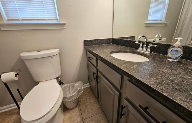 3 beds, 2.5 baths, 1,550 sqft, $1,825, Unit 3061