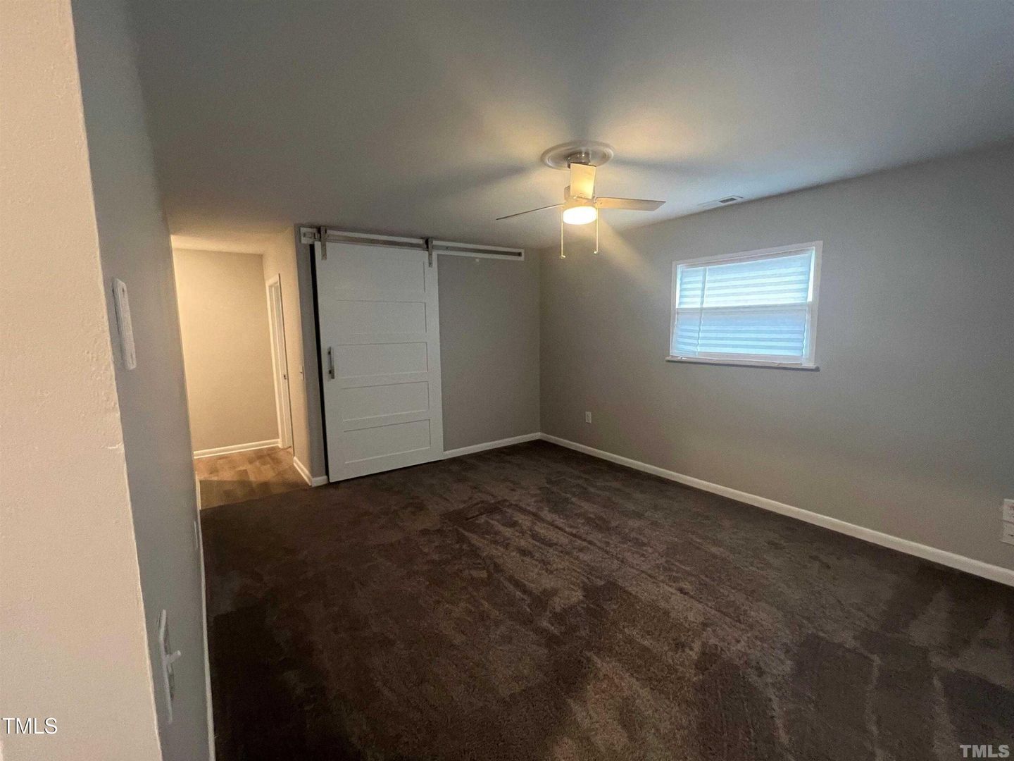 1112 HAZELNUT DR