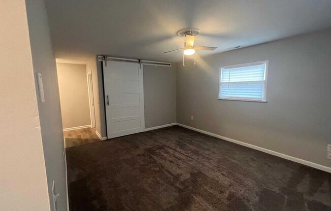 1112 HAZELNUT DR