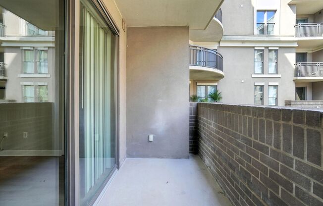 1 bed, 1 bath, $1,650