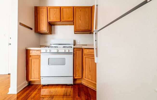 5836 W Madison