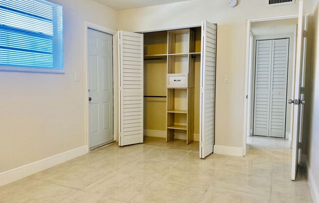 1 bed, 1 bath, 650 sqft, $1,900, Unit 1600-203