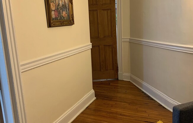 2 beds, 1 bath, 600 sqft, $2,600, Unit 4