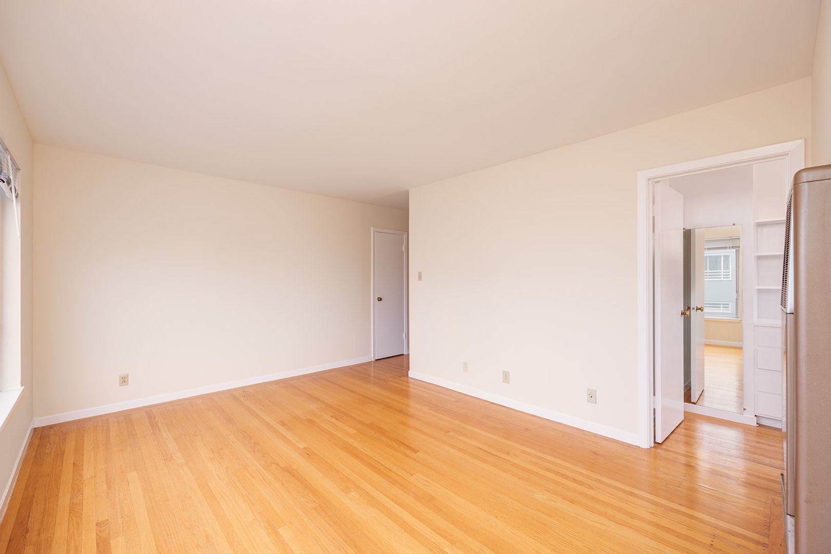 600 Laurel Street (388r)