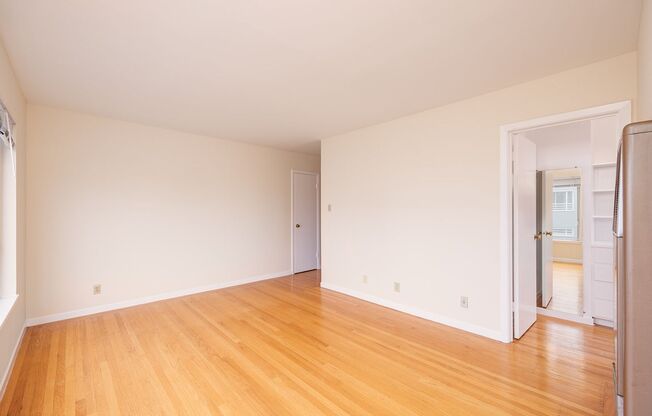 600 Laurel Street (388r)