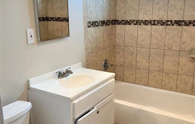 1 bed, 1 bath, 650 sqft, $1,850, Unit 4131-20