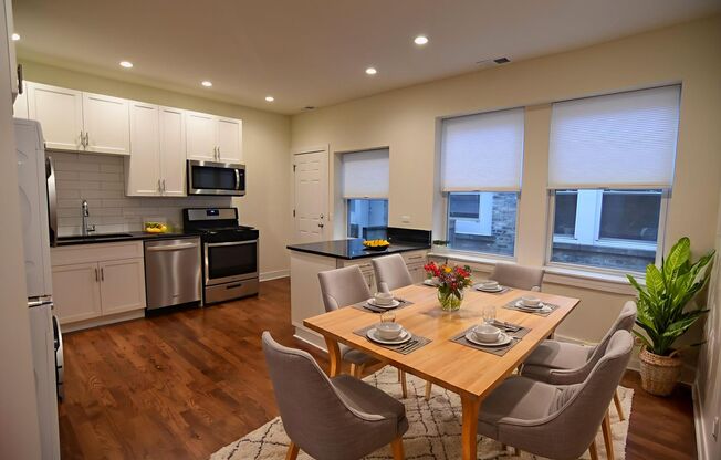 3230-3238 N. CLARK