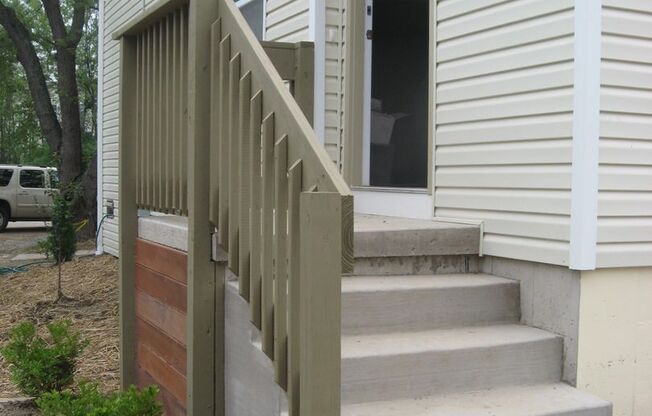 4 beds, 2 baths, 1,200 sqft, $3,280, Unit 2215 #53