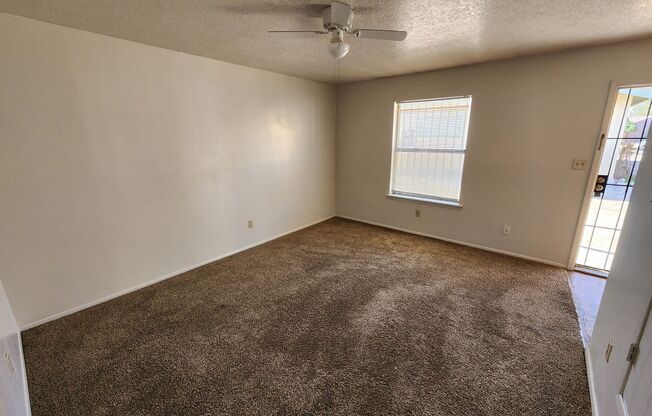 1 bed, 1 bath, 635 sqft, $725, Unit #1