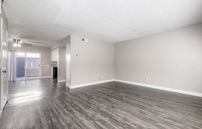 3 beds, 1.5 baths, $2,995, Unit 12