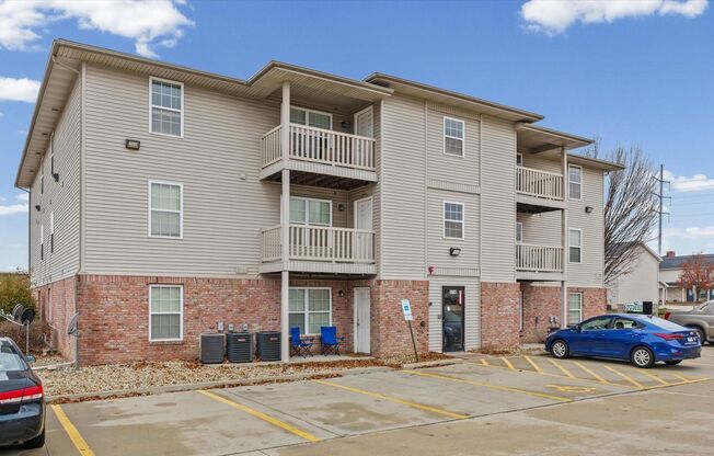 1718-1720 R.T. Dunn Dr