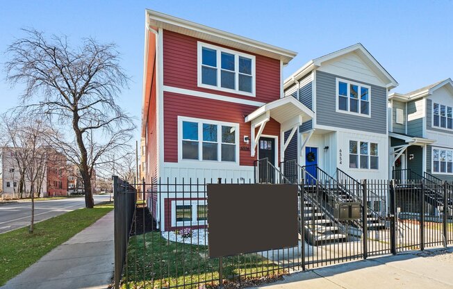 6556 S EVANS AVE