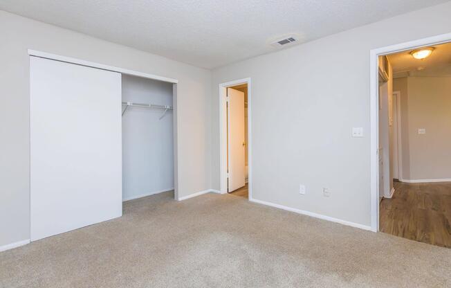 2 beds, 2 baths, 950 sqft, $1,299