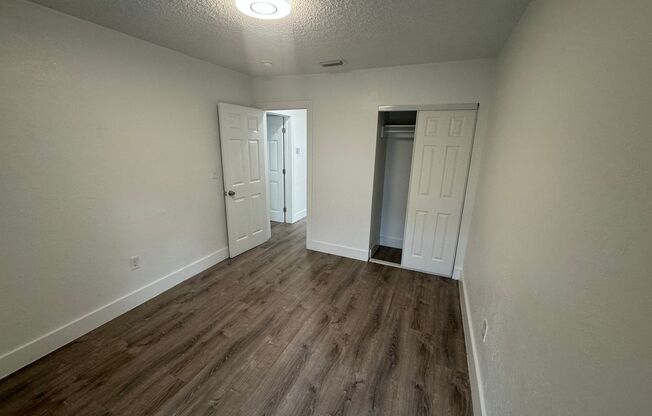 2 beds, 1 bath, 850 sqft, $1,995, Unit 6036-8