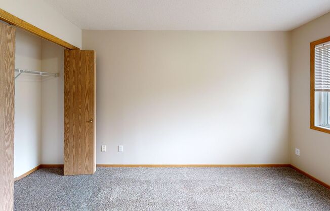 2 beds, 1 bath, 1,088 sqft, $1,195, Unit 2801-171