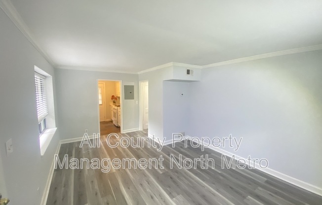702 ARGONNE AVE NE