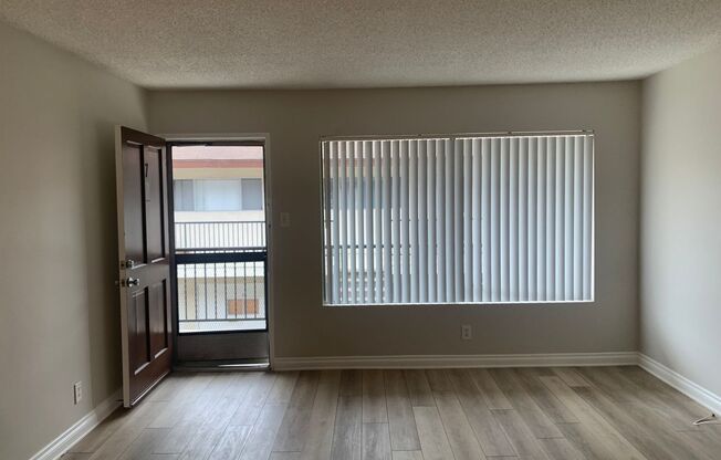 1 bed, 1 bath, $1,895, Unit 7