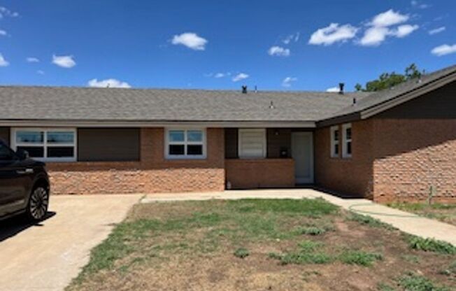 For Lease - 2800 Bonham - Odessa, TX