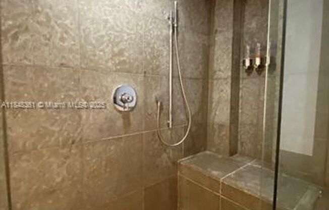 2 beds, 2 baths, 1,167 sqft, $4,700, Unit 475 Brickell Ave unit 4409