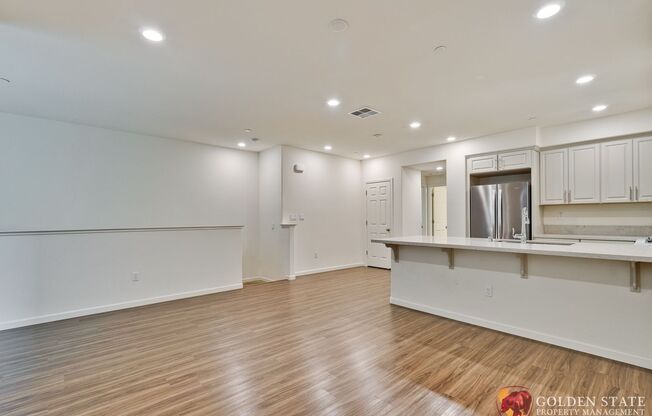Modern 2-Bed Condo with Tesla Charger & Attached 2-Car Tandem Garage in San Jose