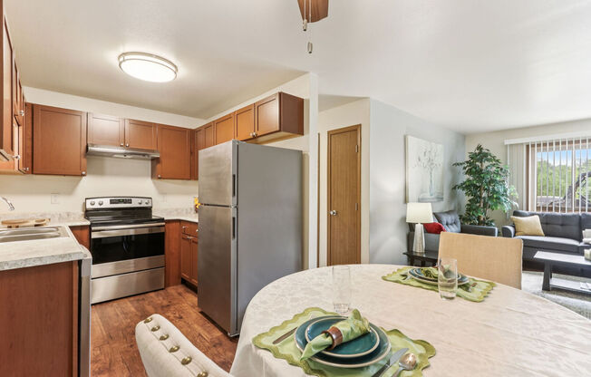 Woodfield Heights Apartments