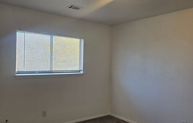 10733 Prospect Ave NE