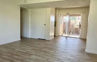 2 beds, 1 bath, 925 sqft, $1,250