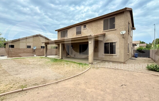 3 beds, 3 baths, 2,644 sqft, $2,299