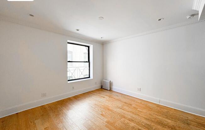 567 W 125 ST