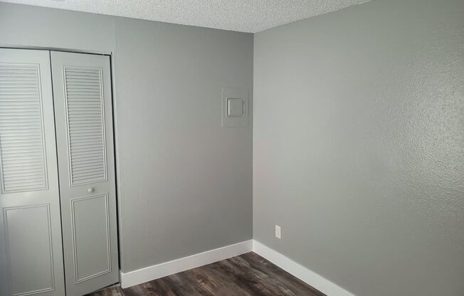 2 beds, 1 bath, 695 sqft, $1,250, Unit 505 D2