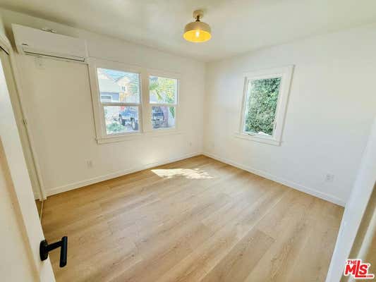 1 bed, 1 bath, 700 sqft, $2,150