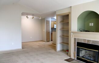 2 beds, 1.5 baths, $1,775, Unit # 2306