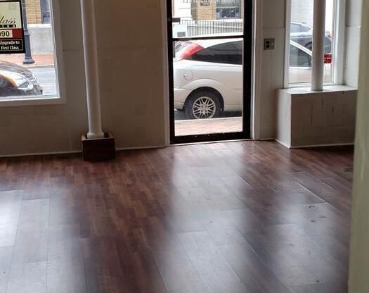 Studio, , $950, Unit BRIGHT 8 - STORE FRONT