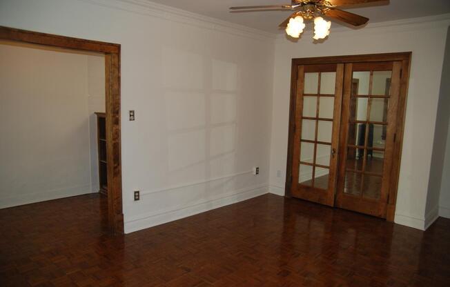 553 W. Oakdale